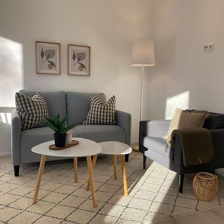 Country Style Apartment With Balcony Near Fair Hannover Eksteriør bilde