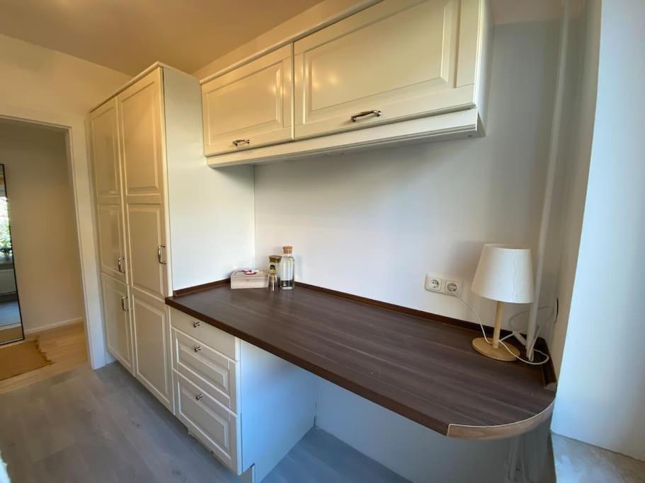 Country Style Apartment With Balcony Near Fair Hannover Eksteriør bilde