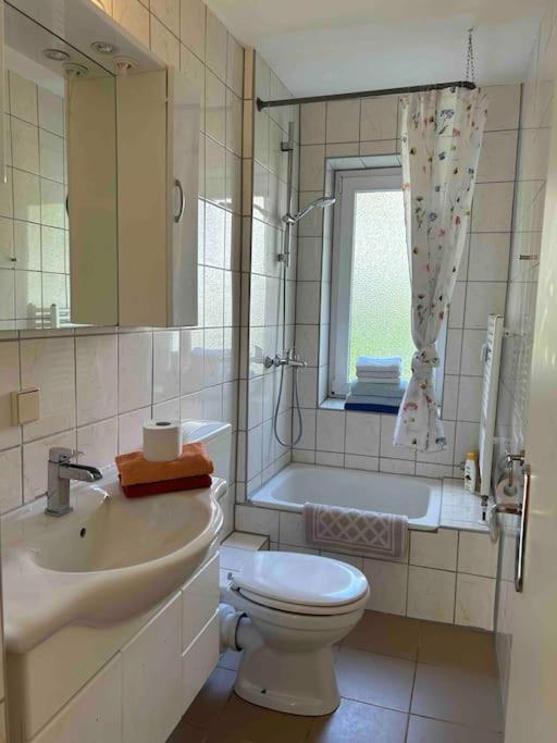 Country Style Apartment With Balcony Near Fair Hannover Eksteriør bilde