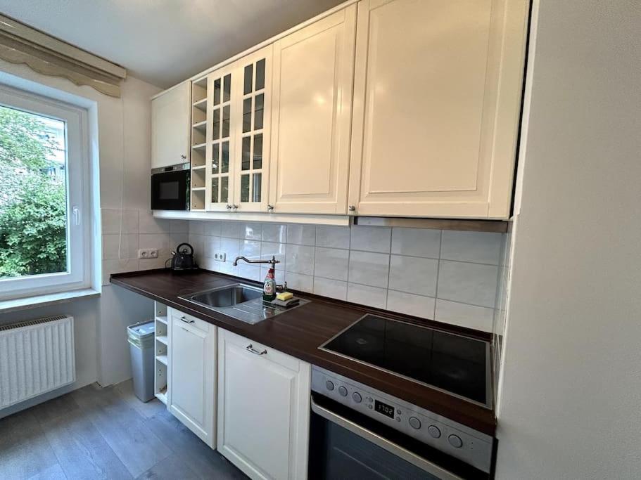Country Style Apartment With Balcony Near Fair Hannover Eksteriør bilde